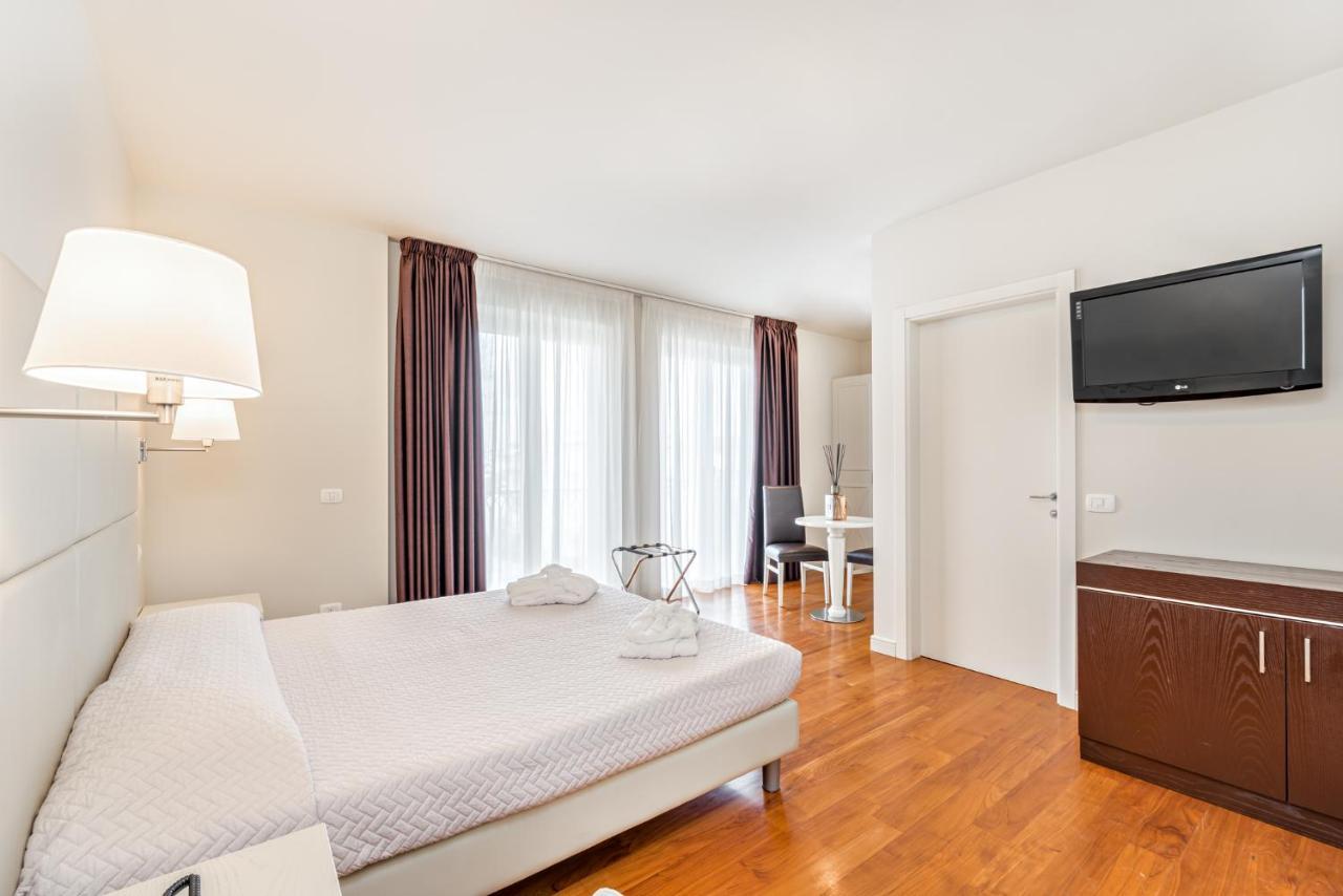 Hotel & Residence Exclusive Marina di Carrara Kültér fotó